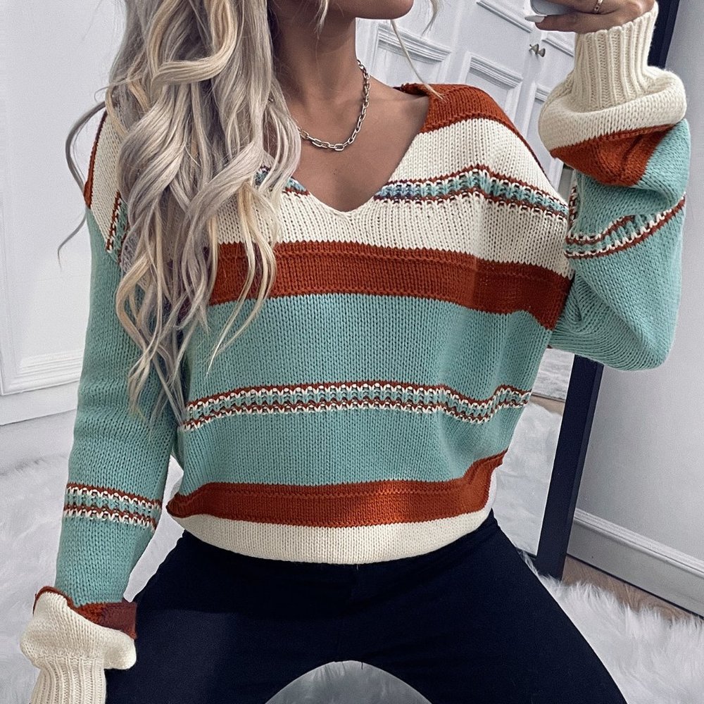 New V Neck Striped Pattern Sweater